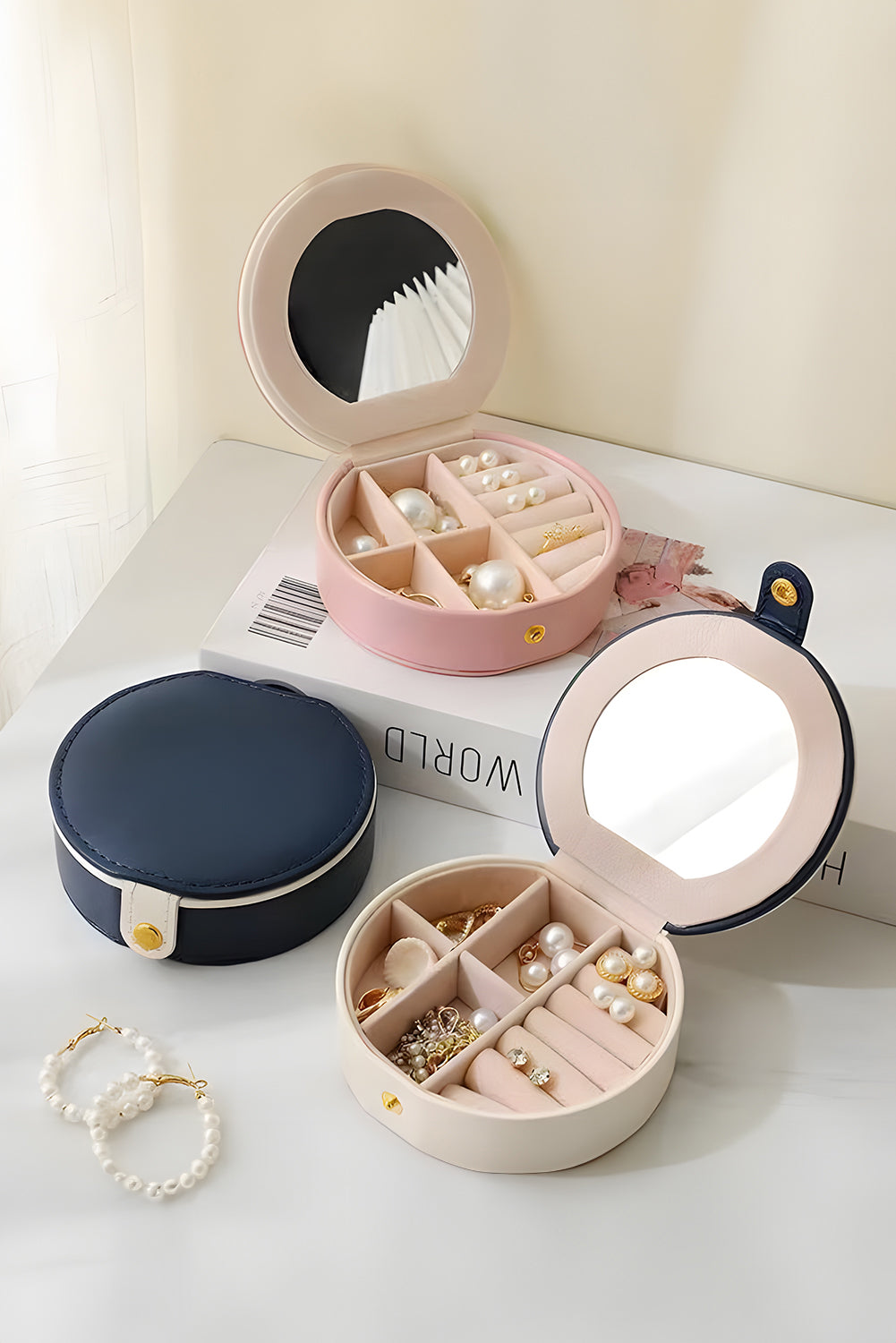 Light Pink Jewelry Organizer Case With Mirror
